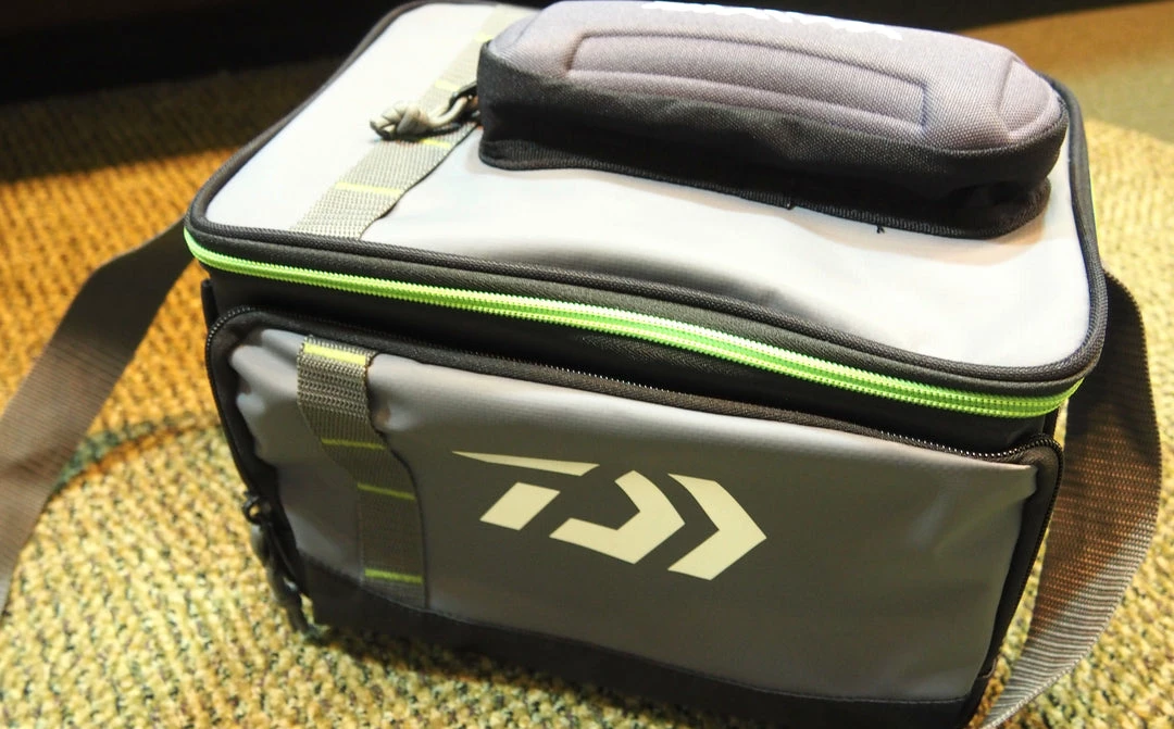 Cheapest ๐ Daiwa 360 Vinyl Tackle Box โ 3 Daiwa 360 Vinyl Tackle Box